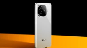 கலக்குறே iQOO.. 7000mAh பேட்டரி, 120W சார்ஜிங், Snapdragon 8s Elite சிப், 12GB ரேம்.. இன்னொரு புது போன்! கலக்குறே iQOO.. 7000mAh பேட்டரி, 120W சார்ஜிங், Snapdragon 8s Elite சிப், 12GB ரேம்.. இன்னொரு புது போன்!