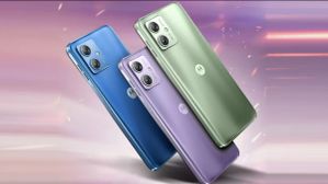 Motorola சர்ப்ரைஸ்.. பிரபலமான 5ஜி போனுக்கு கிடைத்தது புதிய அப்டேட்.. உற்சாகத்தில் பயனர்கள்.. Motorola சர்ப்ரைஸ்.. பிரபலமான 5ஜி போனுக்கு கிடைத்தது புதிய அப்டேட்.. உற்சாகத்தில் பயனர்கள்..