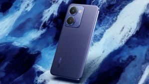 தூக்குங்கடா அந்த தங்கத்த.. ரூ.22,999 பட்ஜெட்ல 6000mAh பேட்டரி.. 3D கர்வ்ட் டிஸ்பிளே.. SONY கேமரா.. எந்த மாடல்?