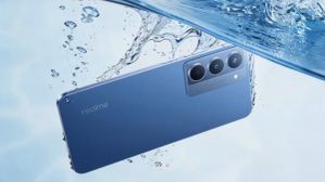 சிட்டாக பறக்கும் ஆர்டர்.. ரூ.13499 பட்ஜெட்ல 6000mAh பேட்டரி.. 50MP கேமரா..ஆஃபரில் ரியல்மி போன்.. எந்த மாடல்?