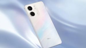 ஆளுக்கு 1 ஆர்டர்.. ரூ.12,999 பட்ஜெட்ல 360° ஆர்மர் பாடி.. 6000mAh பேட்டரி.. 45W ஃபாஸ்ட் சார்ஜிங்.. எந்த மாடல்?