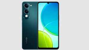 ஆர்டர் போட்ருங்க.. 5500mAh பேட்டரி பேட்டரி.. IP64 ரேட்டிங்.. ஆஃபரில் Vivo ஸ்மார்ட்போன்.. எந்த மாடல்? ஆர்டர் போட்ருங்க.. 5500mAh பேட்டரி பேட்டரி.. IP64 ரேட்டிங்.. ஆஃபரில் Vivo ஸ்மார்ட்போன்.. எந்த மாடல்?