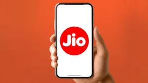 Jio சிம் கார்டு இருக்கா.. ரீசார்ஜில் இடி மேல் இடி.. போச்சா 1.5 ஜிபி திட்டம்.? இனிமே ரூ.899-க்கு தான் போகனுமா?