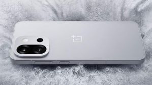 மொத்த சாம்ராஜ்யம் ஒரு OnePlus-க்கு வெயிட்டிங்.. 7000mAh பேட்டரி.. 100W சார்ஜிங்.. 165Hz டிஸ்பிளே.. எந்த மாடல்? மொத்த சாம்ராஜ்யம் ஒரு OnePlus-க்கு வெயிட்டிங்.. 7000mAh பேட்டரி.. 100W சார்ஜிங்.. 165Hz டிஸ்பிளே.. எந்த மாடல்?