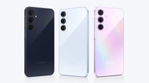 இன்றே கடைசி.. 50எம்பி கேமரா.. IP67 ரேட்டிங்.. AMOLED டிஸ்பிளே.. ஆஃபரில் Samsung 5ஜி போன்.. எந்த மாடல்? இன்றே கடைசி.. 50எம்பி கேமரா.. IP67 ரேட்டிங்.. AMOLED டிஸ்பிளே.. ஆஃபரில் Samsung 5ஜி போன்.. எந்த மாடல்?