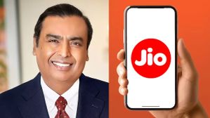 திடீரென 2 இலவச சலுகைகளை அறிவித்த Jio நிறுவனம்.. எந்த திட்டத்தில்? என்ன FREE ஆக கிடைக்கும்? திடீரென 2 இலவச சலுகைகளை அறிவித்த Jio நிறுவனம்.. எந்த திட்டத்தில்? என்ன FREE ஆக கிடைக்கும்?