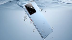 SALE வெளுத்து கட்டுது.. ரூ.7,001 விலை குறைப்பு.. 7000mAh பேட்டரி.. 120W சார்ஜிங்.. OIS கேமரா.. எந்த மாடல்? SALE வெளுத்து கட்டுது.. ரூ.7,001 விலை குறைப்பு.. 7000mAh பேட்டரி.. 120W சார்ஜிங்.. OIS கேமரா.. எந்த மாடல்?