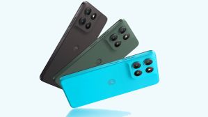 விலை இவ்ளோதானா! 7000mAh பேட்டரி.. 50MP கேமரா.. அறிமுகமானது புது Moto போன்.. எந்த மாடல்?