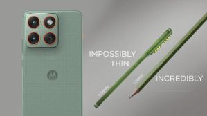 ஜஸ்ட் 5.99 மிமீ.. பென்சிலை விட ஸ்லிம் ஆன புது Motorola 5G போன்.. கனவில் கூட நினைக்காத கம்மி விலையில்!