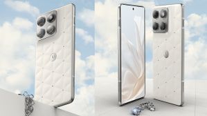 மொத்த சாம்ராஜ்யமே மிரளுது.. 5.99 மிமீ-க்கு முடிச்ச Motorola போன்.. OLED டிஸ்பிளே.. OIS கேமரா.. எந்த மாடல்?