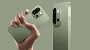 மினி போன் வாங்கலயோ, மினி போன்.. 7500mAh பேட்டரி உடன் புது OnePlus போன்.. எந்த மாடல்? மினி போன் வாங்கலயோ, மினி போன்.. 7500mAh பேட்டரி உடன் புது OnePlus போன்.. எந்த மாடல்?