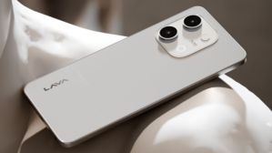 வீட்டுக்கு 2 ஆர்டர்.. ரூ.6,999 க்கு 5000mAh பேட்டரி.. 10W சார்ஜிங்.. 8GB ரேம்.. 13MP கேமரா.. எந்த மாடல்?