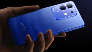 மார்ச் 12 வரை பொறுங்க.. மிரட்டலான 5ஜி போனை களமிறங்கும் iQOO.. 7200mAh பேட்டரி.. எந்த மாடல்? மார்ச் 12 வரை பொறுங்க.. மிரட்டலான 5ஜி போனை களமிறங்கும் iQOO.. 7200mAh பேட்டரி.. எந்த மாடல்?