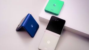 உலகையே மிரள விட போகும் புது Motorola போன்.. 50எம்பி கேமரா.. 30W சார்ஜிங்.. எந்த மாடல்? உலகையே மிரள விட போகும் புது Motorola போன்.. 50எம்பி கேமரா.. 30W சார்ஜிங்.. எந்த மாடல்?