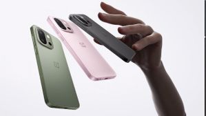 புது Mini போன்.. முடிச்சு விட்டான் OnePlus.. முரட்டு 7500mAh பேட்டரி, LUMO டெலி கேமரா, 16GB ரேம்! புது Mini போன்.. முடிச்சு விட்டான் OnePlus.. முரட்டு 7500mAh பேட்டரி, LUMO டெலி கேமரா, 16GB ரேம்!