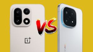 புது OnePlus போன் VS புது iQOO போன்.. ஒரே மாதிரி 200MP கேமரா..சபாஷ் சரியான போட்டி! புது OnePlus போன் VS புது iQOO போன்.. ஒரே மாதிரி 200MP கேமரா..சபாஷ் சரியான போட்டி!