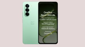 மளமளவென உயர்ந்த OnePlus போனின் விலை.. 7000mAh பேட்டரி.. 50எம்பி கேமரா.. எந்த மாடல்? மளமளவென உயர்ந்த OnePlus போனின் விலை.. 7000mAh பேட்டரி.. 50எம்பி கேமரா.. எந்த மாடல்?