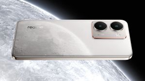 பொளந்து கட்டும் விற்பனை.. ஆஃபரில் 6000mAh பேட்டரி Realme 5G ஸ்மார்ட்போன்.. 80W சார்ஜிங்.. எந்த மாடல்? பொளந்து கட்டும் விற்பனை.. ஆஃபரில் 6000mAh பேட்டரி Realme 5G ஸ்மார்ட்போன்.. 80W சார்ஜிங்.. எந்த மாடல்?