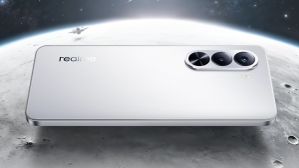 விஸ்வரூப விற்பனை.. 7000mAh பேட்டரி.. 45W சார்ஜிங்.. 144Hz டிஸ்பிளே.. ஆஃபரில் Realme 5ஜி போன்.. எந்த மாடல்? விஸ்வரூப விற்பனை.. 7000mAh பேட்டரி.. 45W சார்ஜிங்.. 144Hz டிஸ்பிளே.. ஆஃபரில் Realme 5ஜி போன்.. எந்த மாடல்?