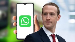 WhatsApp-ல் Online-ல் இருக்கீங்களா இல்லையானு காட்டும் அம்சத்தில் மாற்றம்.. இனி ஒவ்வொரு Chat-க்கும் மேலே? WhatsApp-ல் Online-ல் இருக்கீங்களா இல்லையானு காட்டும் அம்சத்தில் மாற்றம்.. இனி ஒவ்வொரு Chat-க்கும் மேலே?