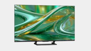 பழைய 43-இன்ச் TV-க்கு டாட்டா.. ஆபர் விலையில் 55, 75, 100-இன்ச் டிவிகளை இறக்கிய Hisense.. Dolby Atmos சவுண்ட்! 