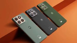 இந்த Motorola போனுக்கு தான் தவம் கிடந்தோம்! இப்ப டீசர் வேற வந்துடுச்சு! 50எம்பி கேமரா.. எந்த மாடல்? இந்த Motorola போனுக்கு தான் தவம் கிடந்தோம்! இப்ப டீசர் வேற வந்துடுச்சு! 50எம்பி கேமரா.. எந்த மாடல்?