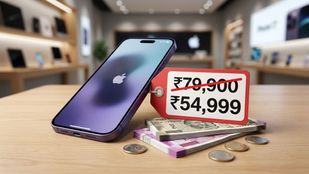 iPhone 17 पर भारी छूट, 55,000 से कम में घर लाएं