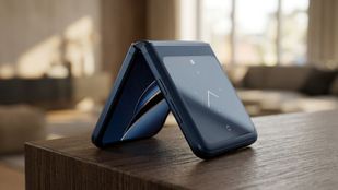 മോട്ടോ റേസർ 70 അൾട്രാ വരുന്നു; ഫോൾഡബിൾ വിപണിയിൽ ഇനി മോട്ടറോളയുടെ രാജവാഴ്ച!