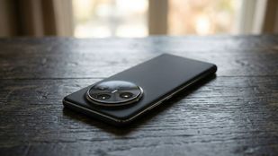 ഓപ്പോ ഫൈൻഡ് X9 അൾട്രാ: ചാർജിംഗ് പേടി ഇനി വേണ്ട!