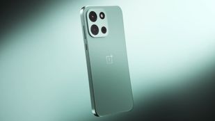 முரட்டு OnePlus இதுதான்.. 9000mAh பேட்டரி.. OIS கேமரா.. IP69K ரேட்டிங்.. 12GB ரேம்.. 256GB மெமரி.. எந்த மாடல்?