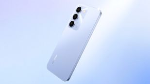 மார்கெட் காலி.. வெறும் ரூ.13499 க்கு 7000mAh பேட்டரி.. 144Hz டிஸ்பிளே.. 15W சார்ஜிங்.. 2TB மெமரி.. எந்த மாடல்?