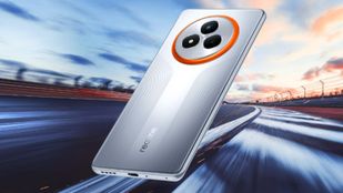 அமேசான் அதிருது.. 6000mAh பேட்டரி.. சோனி கேமரா.. ஆஃபரில் ரியல்மி 5ஜி போன்.. எந்த மாடல்?