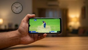 ఐపీఎల్ మ్యాచ్‌లను నాన్-స్టాప్‌గా చూసేందుకు రూ. 15 వేల లోపు బెస్ట్ 5G ఫోన్లు ఇవే..!