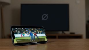 జియో, ఎయిర్‌టెల్ యూజర్లకు షాక్.. మీ టీవీలో OTT ఆగిపోనుందా?