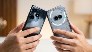 Realme 16 5G vs Nothing Phone 4a: ఏది బెస్ట్?