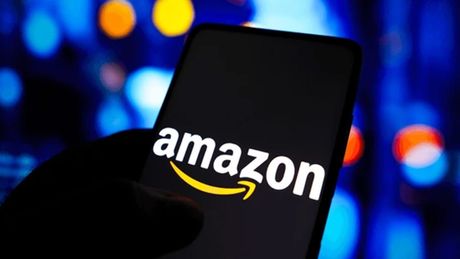Amazon Unveils Year-End Smartphone Deals: Here’s Your Guide to the Best Offers Amazon Unveils Year-End Smartphone Deals: Here’s Your Guide to the Best Offers