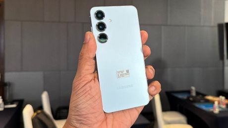 Samsung Galaxy S25 Now Available with Up to ₹11,000 Discount: Here’s How to Get It Samsung Galaxy S25 Now Available with Up to ₹11,000 Discount: Here’s How to Get It