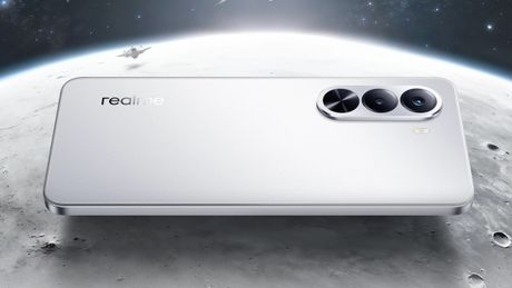 விஸ்வரூப விற்பனை.. 7000mAh பேட்டரி.. 45W சார்ஜிங்.. 144Hz டிஸ்பிளே.. ஆஃபரில் Realme 5ஜி போன்.. எந்த மாடல்?