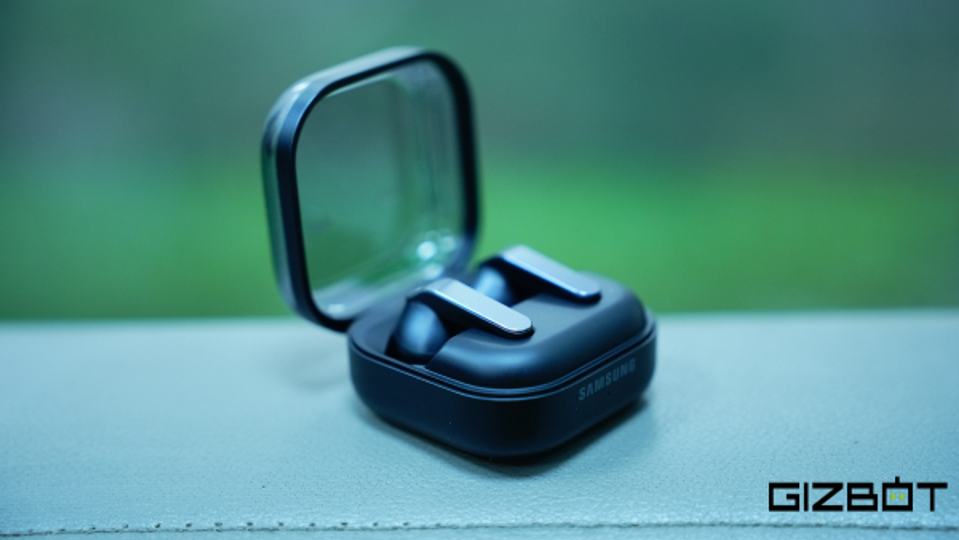 Samsung Galaxy Buds4 Pro Review: Features