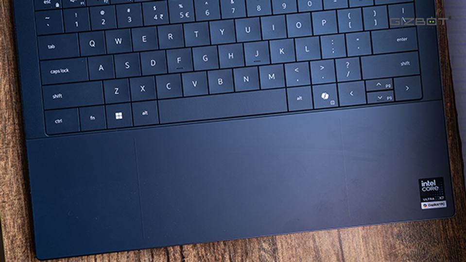 Dell XPS 14 Review: Keyboard and Trackpad