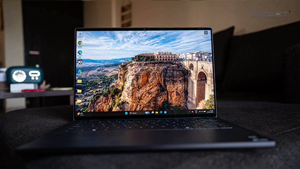 Dell XPS 14 Review: Display