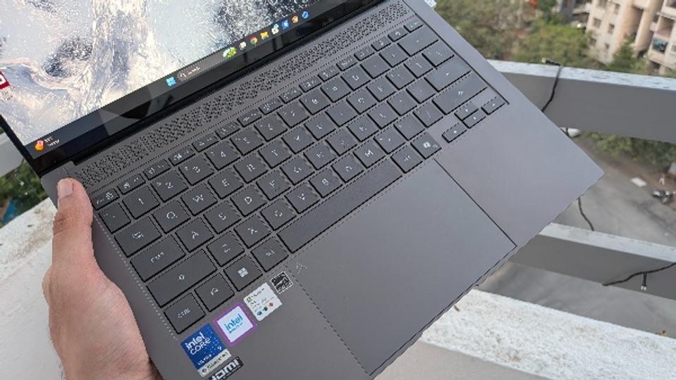 ASUS Zenbook S14 (2026) Review: Keyboard and Trackpad