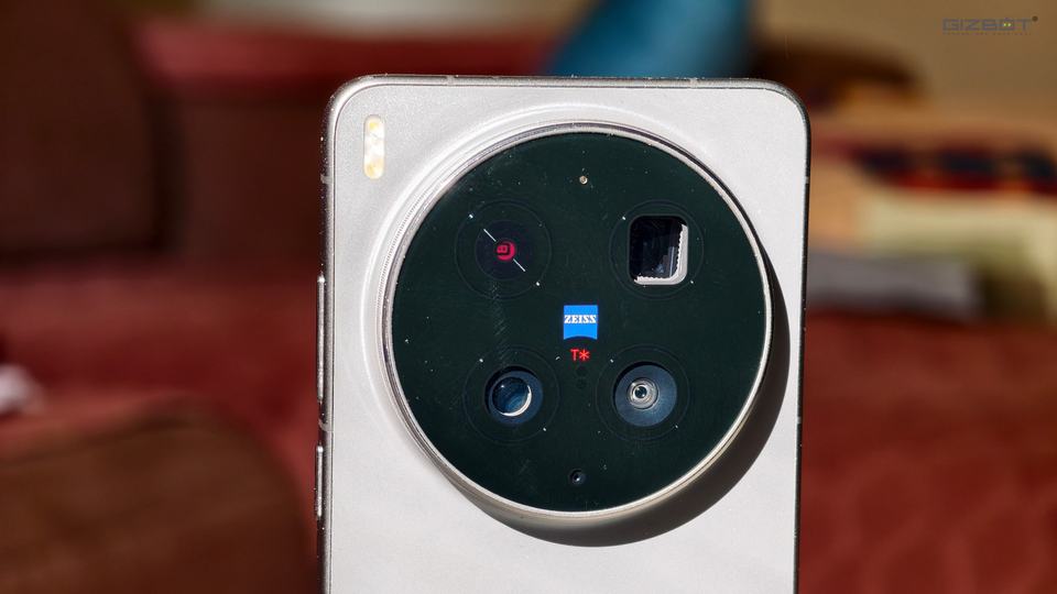 Vivo X300 Ultra Review: Camera