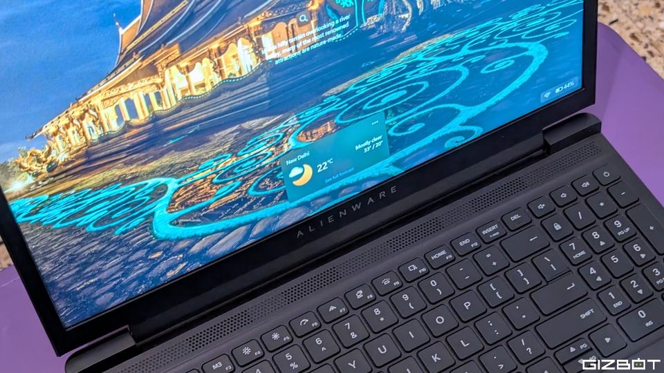 Dell Alienware 15 (2026) Review: Software / Extras