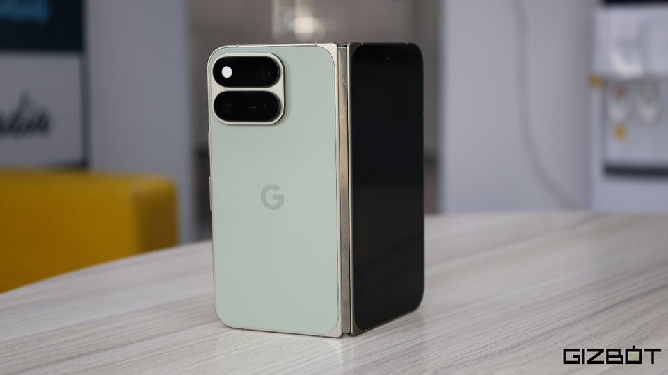 Google Pixel 11 Pro Fold Review: Design and Build