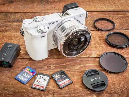 Store unlimited photos and multimedia files Store unlimited photos and multimedia files