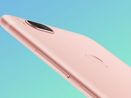 USB Type-C port and audio jack USB Type-C port and audio jack