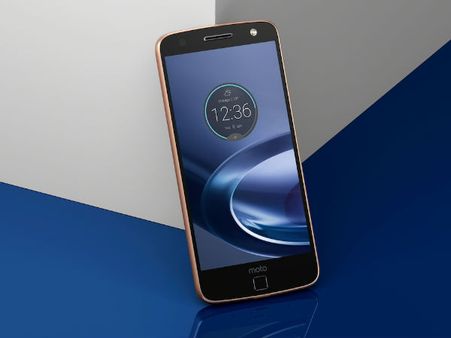 Motorola Moto Z2 Force Edition officially getting the Android Oreo Updates Motorola Moto Z2 Force Edition officially getting the Android Oreo Updates