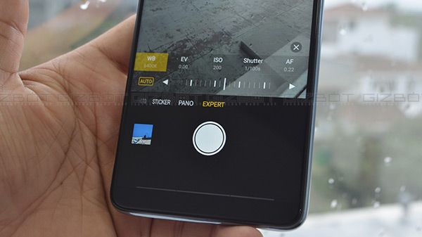 Camera Camera