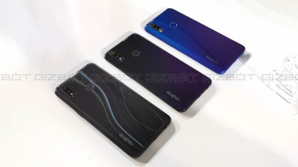 Design- Polycarbonate design with colorful gradient patterns Design- Polycarbonate design with colorful gradient patterns